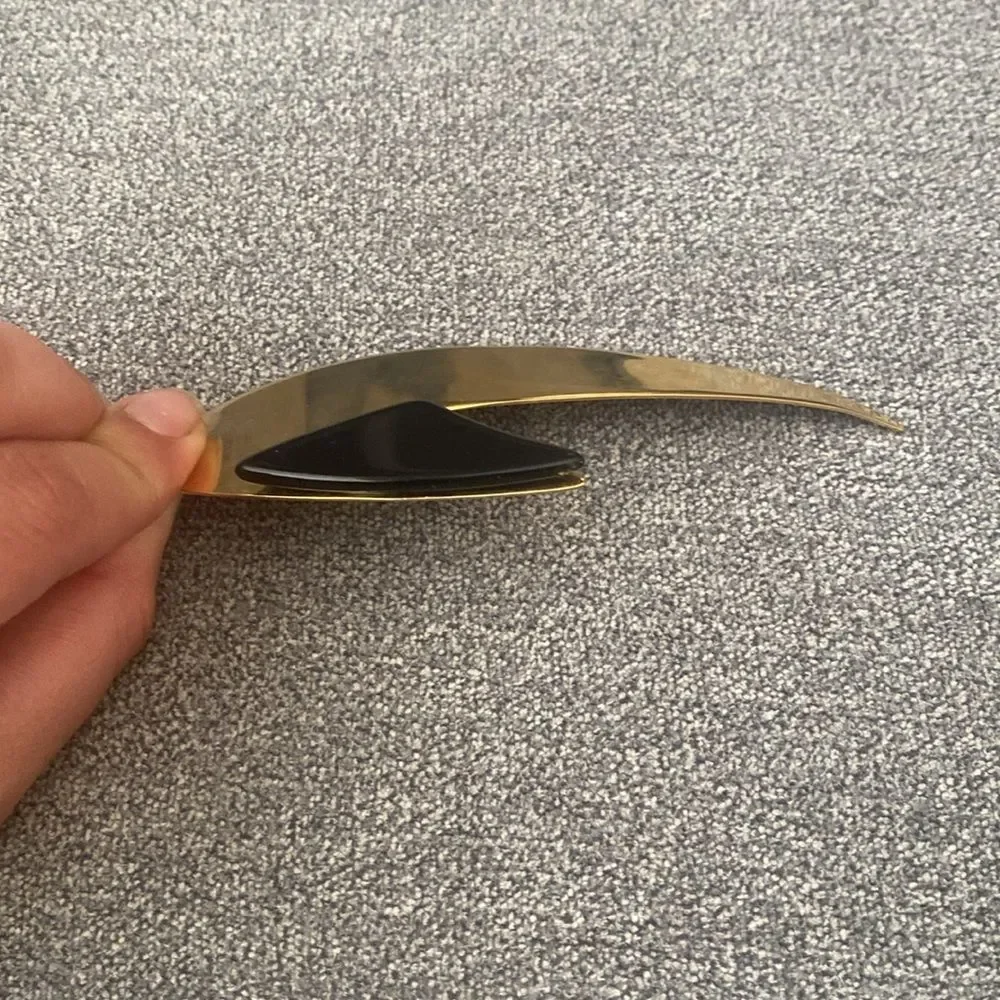 Rare Laurel Burch vintage gold toned brooch